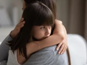 بچوں کے بال ان کی ذہنی صحت کے بارے میں بہت کچھ بتا سکتے ہیں