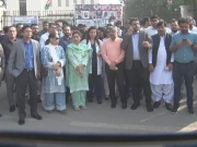 جناح اسپتال کراچی میں ڈاکٹرز کا احتجاج، او پی ڈیز کا بائیکاٹ