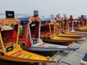 آن لائن ٹیکسی اُبر نے کشتی سروس بھی شروع کردی