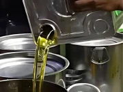 سندھ فوڈ اتھارٹی کا عوام کو کھلا تیل استعمال نہ کرنے کا مشورہ