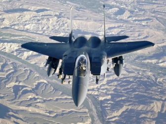 کوریا: f 15 طیارے ٹکرانے کا حادثہ پائلٹس کی سیلیفوں کے سبب پیش آیا تھا، تحقیقاتی رپورٹ