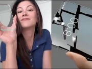 ٹرانسپیرنٹ موبائل، جس کے آر پار دیکھا جاسکتا ہے؟ وائرل ویڈیو کی حقیقت