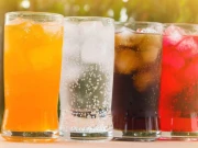 ہزاروں لیٹر کولڈرنک اور جوس سمیت ایک من سے زائد جعلی اشیا تلف