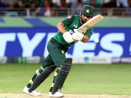 فخر زمان ٹی ٹوئنٹی انٹرنیشنل میں اہم سنگ میل عبور کرنے والے پہلے پاکستانی بن گئے