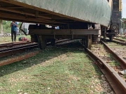 لاہور سے کراچی جانے والی فرید ایکسپریس کوٹری اسٹیشن پر پٹڑی سے اتر گئی