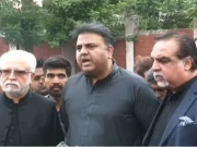 پی ٹی آئی کے سابق رہنما متحرک، اسحاق ڈار، ایاز صادق اور فضل الرحمان سے ملاقاتوں کا فیصلہ