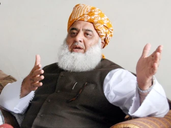 مولانا فضل الرحمان نے جے یو آئی کی مجلس شوریٰ کا غیر معمولی اجلاس طلب کر لیا