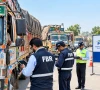 حیدرآباد؛ ڈیجیٹل انوائسنگ قوانین پر عملدرآمد کیلیے انفورسمنٹ کارروائی، 30 مال بردار گاڑیاں روک لیں