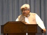 سینیٹ کمیٹی کی ہدایت مسترد؛ چیئرمین ایف بی آر کا گاڑیاں خریدنے کا اعلان