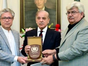 وزیرِاعظم کا ٹیکس فراڈ کی نشاندہی کرنے والے ایف بی آر افسر کےلیے 50 لاکھ کا انعام