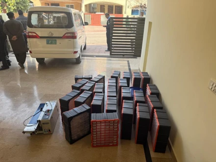 اسلام آباد؛ نجی سو سائیٹی کے گھر سے کروڑوں روپے مالیت کا سامان برآمد