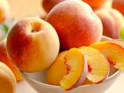 کونسا پھل جِلد کو جوان رکھنے کیلئے جانا جاتا ہے؟