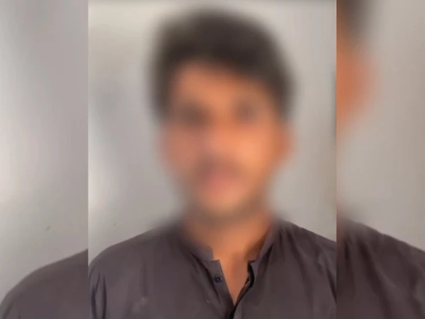 کراچی، ایف آئی اے ٹیسٹ میں دوسرے امیدوار کا امتحان دینے وال