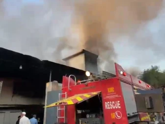 کراچی، کیبل فیکٹری میں خوفناک آتشزدگی، پورا کمپاؤنڈ لپیٹ میں، فائر بریگیڈ کی جدوجہد جاری