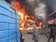 لاہور؛ ورکشاپ میں آتشزدگی، بسیں بھی لپیٹ میں آگئیں