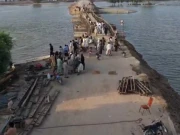 سیلاب میں  سب سے زیادہ متاثر ہونے والے علاقوں کا زمینی رابطہ بحال کر دیا گیا