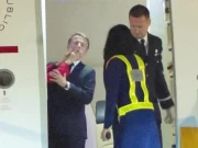 اہلیہ کے تھپڑ مارنے کی ویڈیو پر فرانسیسی صدر کا بیان سامنے آگیا 