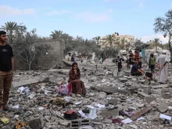 غزہ میں سوئے ہوئے خاندان پر رات کی تاریکی میں اسرائیلی حملہ، ماں باپ اور 6 ماہ کا بچہ شہید