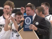 121 گھنٹے تک باسکٹ بال کھیلنے کا نیا عالمی ریکارڈ قائم