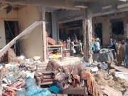 کراچی؛ 4 منزلہ گھر میں گیزر دھماکا، خواتین سمیت 4افراد زخمی؛ ویڈیو دیکھیں