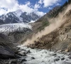 ملک میں بڑھتا درجہ حرارت، گلیشیئرز پگھلنے سے لینڈ سلائیڈنگ اور سیلاب کے خطرے میں اضافہ