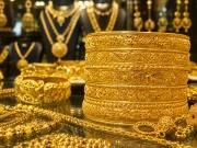 سونا پھر سستا ہوگیا، فی تولہ نرخ کیا ہوگئے؟