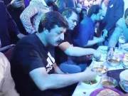 گورنر پنجاب کی چاندنی چوک فوڈ سٹریٹ میں سحری، شہریوں سے ملاقاتیں