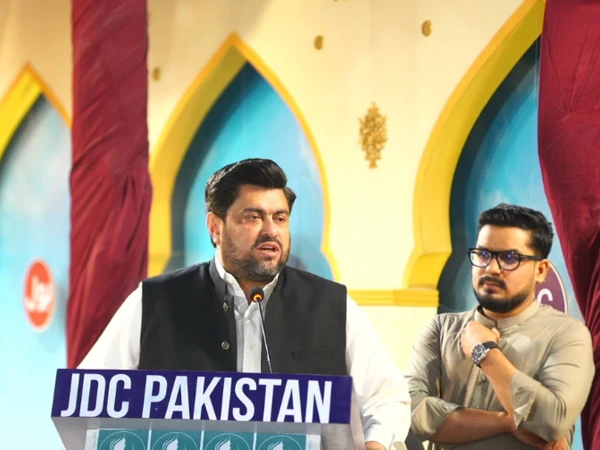 خطے میں امن کے خواہاں ہیں، دشمن کے بیانیوں سے متاثر نہیں ہوں گے، گورنر سندھ