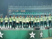 اسٹیڈیم تو بنا دیے اب ٹیم بھی بنا دیں