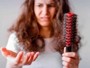 سردیوں میں بال گرنے کو کیسے روکیں؟