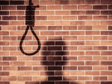 کراچی، سرجانی ٹاؤن میں گھر سے نوجوان کی پھندا لگی لاش برآمد