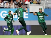 حارث کا سپرمین کیچ؛ فن ایلن بھی حیران، ویڈیو وائرل