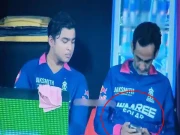 آئی پی ایل: ٹیم منیجر ڈگ آؤٹ میں شرمناک حرکت کرتے پکڑا گیا