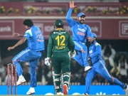 جنوبی افریقا کیخلاف نامناسب حرکت بھارتی فاسٹ بولر کو مہنگی پڑگئی