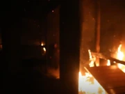 لداخ میں بھارتی فوج کے کیمپ میں اچانک آگ بھڑک اٹھی، فوجی کیمپ چھوڑ کر بھاگ نکلے