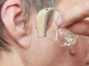 آلہ سماعت معاشرتی زندگی کو بہتر کرسکتا ہے، تحقیق