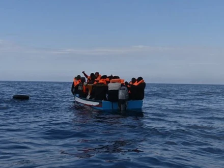 گیمبیا، تارکین وطن کی کشتی ڈوبنے سے 7 افراد ہلاک، متعدد لاپتہ، 96 افراد کو بچا لیا گیا