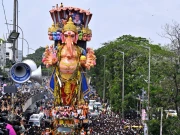 بھارت؛ جلوس میں ہندو دیوتا کی مورتی ہائی ٹینشن تار سے ٹکرا گئی؛ 5  ہلاک اور 5 زخمی 