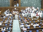 پہلگام حملے اور آپریشن سندور پر بھارتی پارلیمنٹ میں بحث کیلیے اپوزیشن کا ہنگامہ