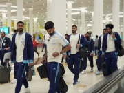 چیمپیئنز ٹرافی؛ بھارتی ٹیم کے ناز نخرے ختم، ذاتی اسٹاف کے بغیر دبئی آمد