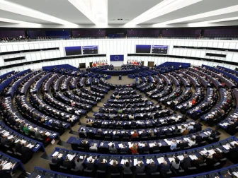 یورپی پارلیمان نے یورپی یونین اور امریکا کے درمیان تجارتی معاہدے معطل کردیئے