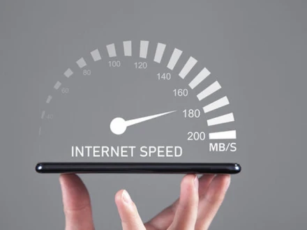 ایک کروڑ گھروں تک تیز رفتار انٹرنیٹ سروس فراہم کرنے کا ہدف