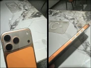 ایپل کا نیا اسکینڈل؟ مہنگے ترین آئی فون کا رنگ اتر گیا