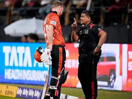 آئی پی ایل میں متنازع فیصلوں کیخلاف آوازیں بلند ہونے لگیں