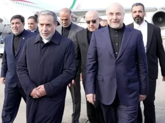 تاحال ایران کے اثاثے منجمد ہیں اور اس پر سخت معاشی پابندیاں بھی عائد ہیں