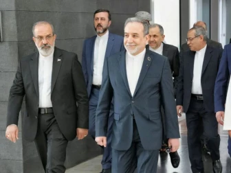 ایرانی وفد بھی امریکا کیساتھ مذاکرات کیلیے سوئٹزرلینڈ روانہ
