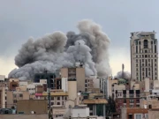 ایران جنگ کا 33واں دن: مختلف تنصیبات پر حملوں میں شدت، سفارتی کشیدگی برقرار