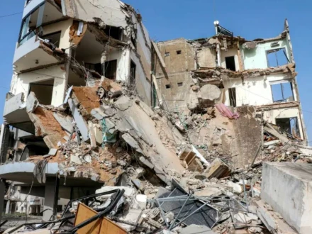 ایران جنگ کا 37واں دن: امریکی پائلٹ ڈرامائی آپریشن میں بازیاب، آبنائے ہرمز پر ٹرمپ کی ڈیڈ لائن مسترد