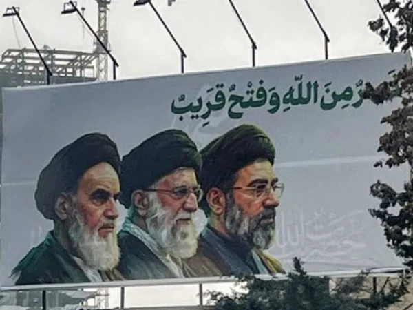 ایرانی سپریم لیڈر بھی مذاکرات میں براہ راست شریک ہیں، ان سے ملنا چاہتا ہوں؛ ٹرمپ