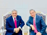 اسحاق ڈار اور چینی وزیر خارجہ وانگ ای کی ملاقات، دوطرفہ تعلقات اور علاقائی امور پر تبادلہ خیال